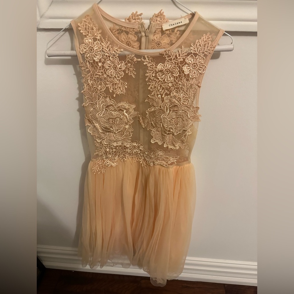 Chelsea Peach Floral Embroidered Midi Dress